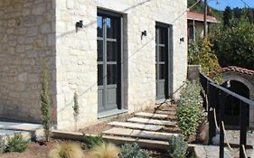 Lithero Suites